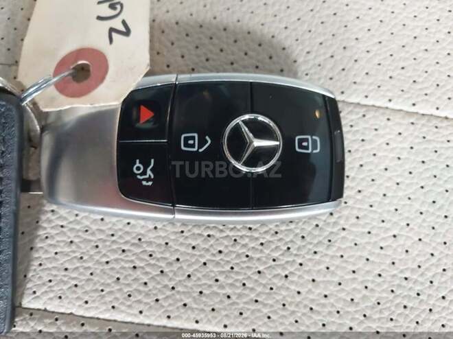 Mercedes E 300 4MATIC 2019, 68,550 km - 2.0 л - Bakı
