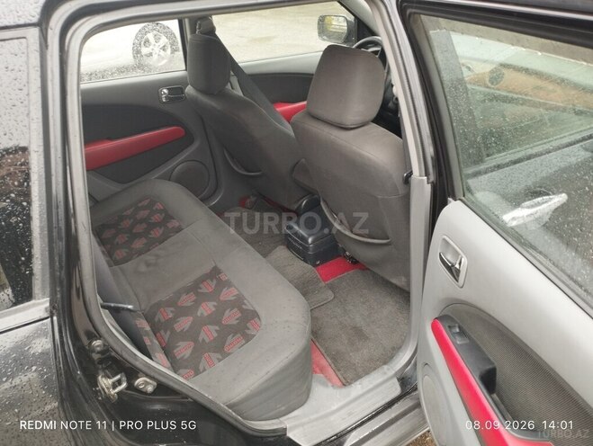 Mitsubishi Airtrek 2002, 210,000 km - 2.0 l - Bakı