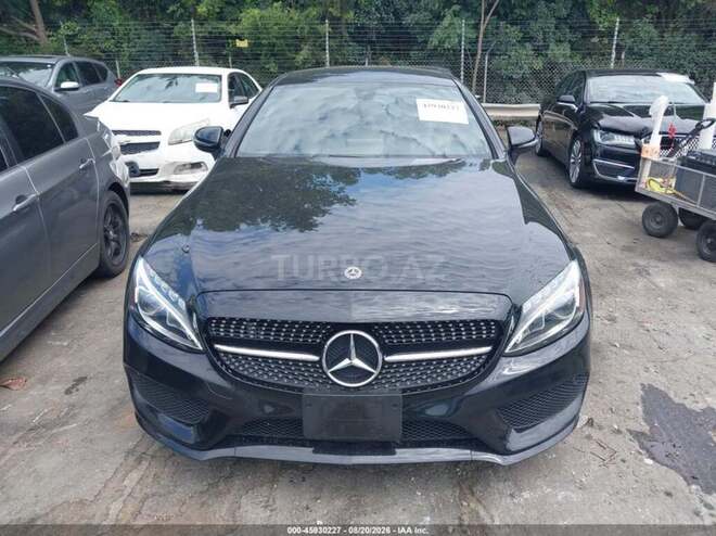 Mercedes C 300 4MATIC 2018, 66,376 km - 2.0 l - Bakı
