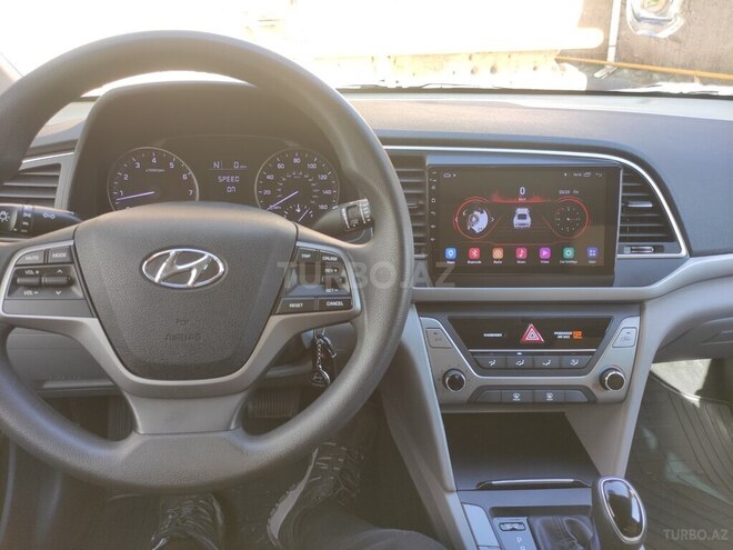 Hyundai Elantra 2016, 209,215 km - 2.0 l - Ordubad