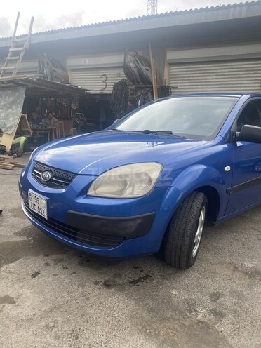 Kia Rio 2005, 300,000 km - 1.5 l - Bakı