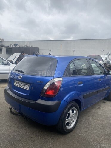 Kia Rio 2005, 300,000 km - 1.5 l - Bakı