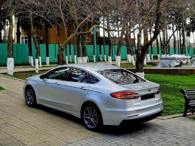 Ford Fusion (North America) 2019, 123,111 km - 1.5 l - Bakı