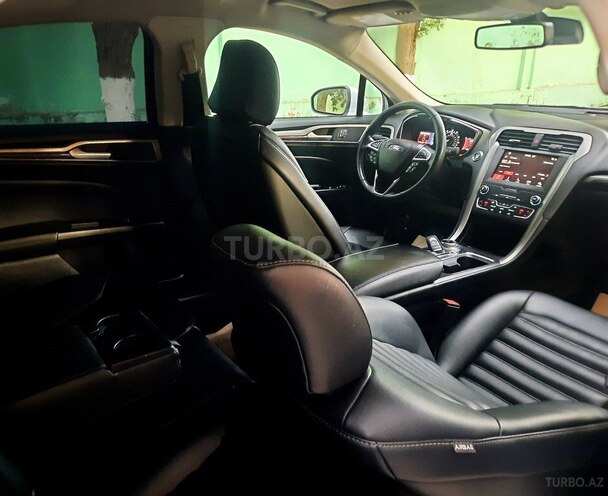 Ford Fusion (North America) 2019, 123,111 km - 1.5 l - Bakı