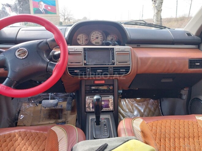 Nissan X-Trail 2001, 270,000 km - 2.5 л - Yevlax