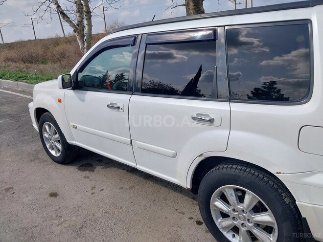 Nissan X-Trail 2001, 270,000 km - 2.5 л - Yevlax