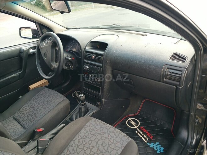 Opel Astra 1999, 255,000 km - 1.6 l - Şəki