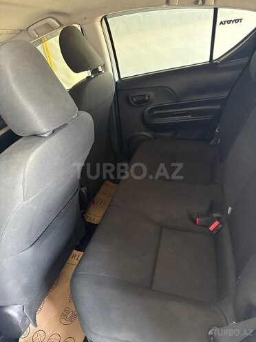 Toyota Aqua 2019, 175,000 km - 1.5 l - Bakı