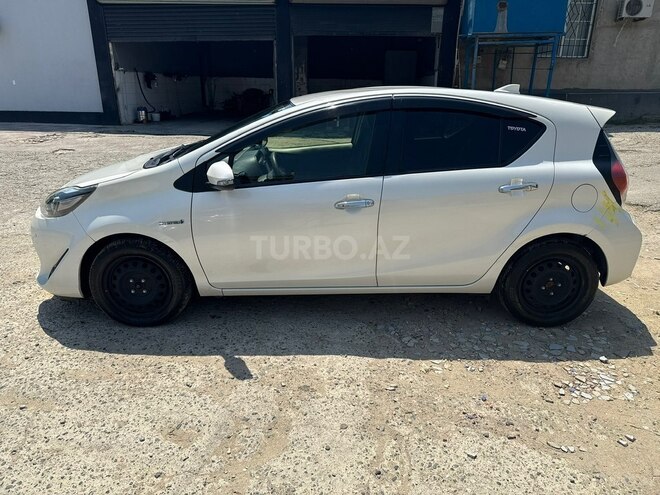 Toyota Aqua 2019, 175,000 km - 1.5 l - Bakı