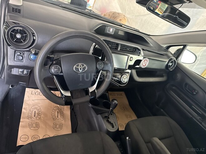 Toyota Aqua 2019, 175,000 km - 1.5 l - Bakı