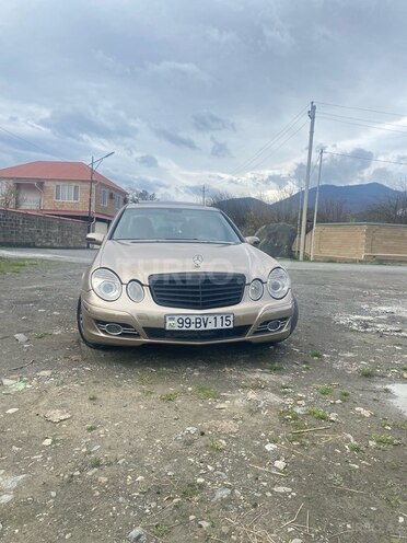 Mercedes E 220 2005, 450,000 km - 2.2 l - Zaqatala