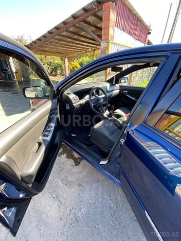 Toyota Corolla 2006, 290,000 km - 1.4 l - Balakən