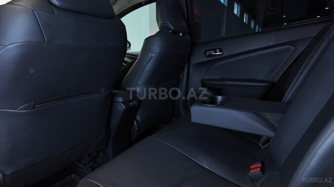 Toyota Prius 2019, 71,500 km - 1.8 l - Bakı