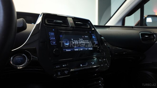 Toyota Prius 2019, 71,500 km - 1.8 l - Bakı