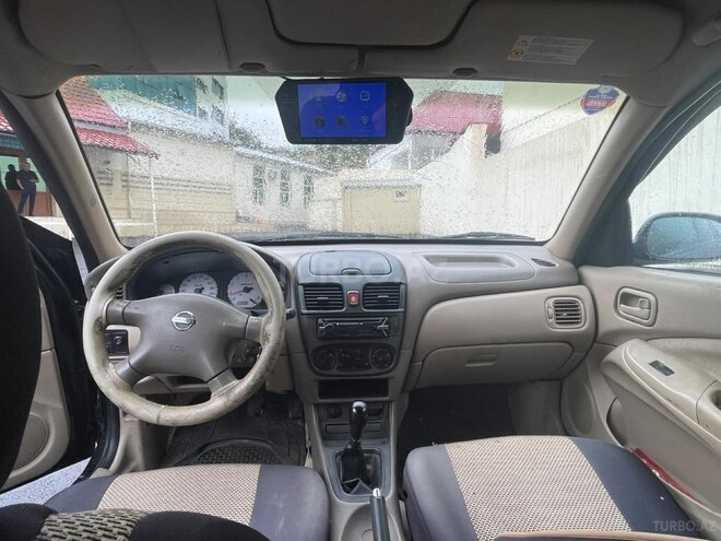 Nissan Sunny 2007, 299,000 km - 1.3 л - Bakı