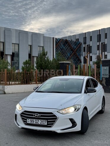 Hyundai Avante 2016, 250,000 km - 1.6 l - Bakı