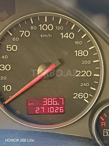 Audi A4 2006, 270,000 km - 2.0 l - Bakı