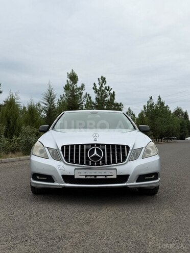 Mercedes E 250 2009, 318,500 km - 2.1 l - Masallı