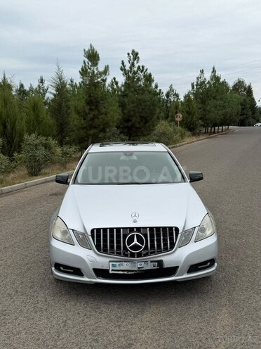 Mercedes E 250 2009, 318,500 km - 2.1 l - Masallı
