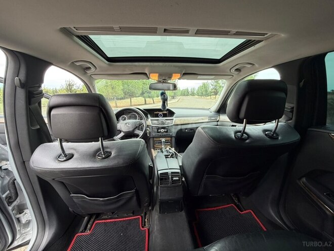 Mercedes E 250 2009, 318,500 km - 2.1 l - Masallı