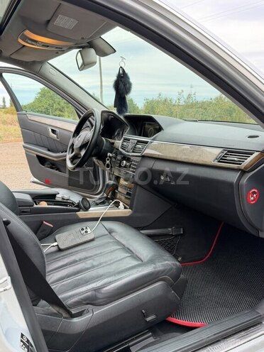 Mercedes E 250 2009, 318,500 km - 2.1 l - Masallı