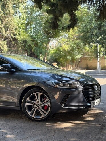 Hyundai Elantra 2018, 200,000 km - 1.6 л - Mingəçevir