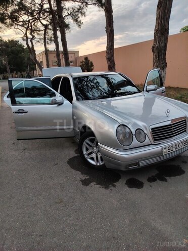 Mercedes E 230 1995, 470,000 km - 2.3 l - Bakı