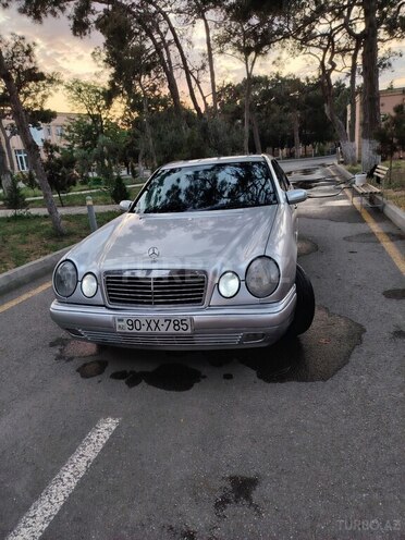 Mercedes E 230 1995, 470,000 km - 2.3 l - Bakı