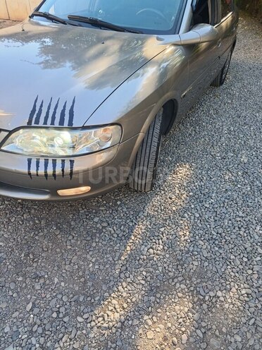 Opel Vectra 1996, 333,327 km - 1.8 l - Gəncə