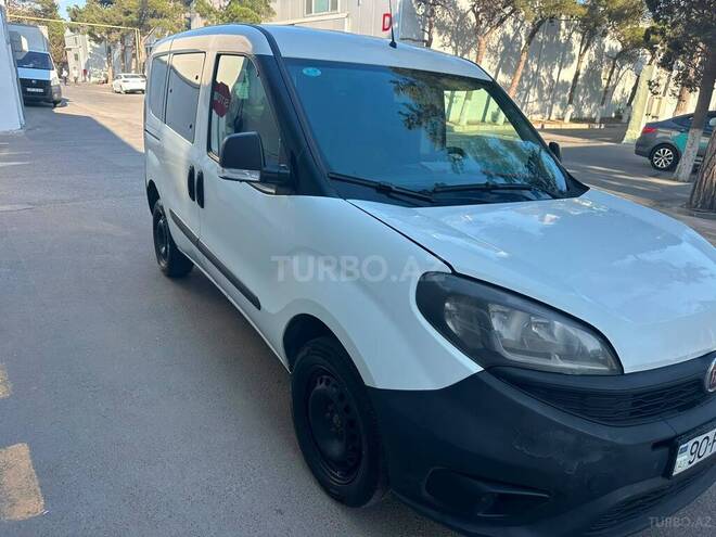 Fiat Doblo 2018, 330,000 km - 1.4 l - Bakı