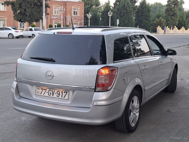 Opel Astra 2009, 253,369 km - 1.4 l - Gəncə