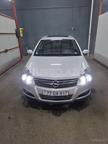 Opel Astra 2009, 253,369 km - 1.4 l - Gəncə
