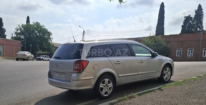 Opel Astra 2009, 253,369 km - 1.4 l - Gəncə