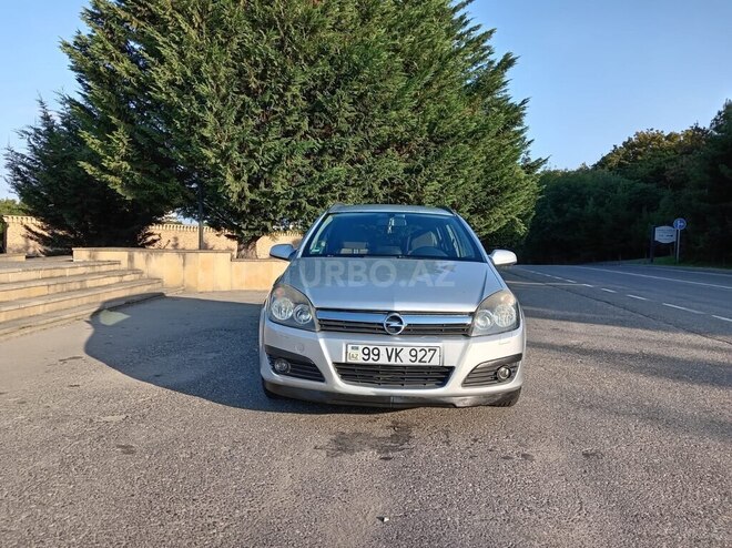 Opel Astra 2006, 288,000 km - 1.6 l - Qusar