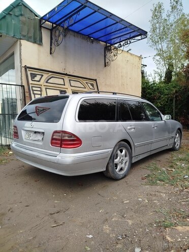 Mercedes E 270 2001, 604,000 km - 2.7 l - Şirvan