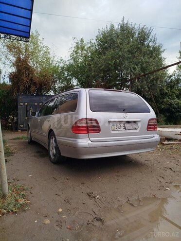 Mercedes E 270 2001, 604,000 km - 2.7 l - Şirvan