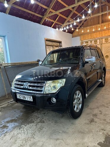 Mitsubishi Pajero 2011, 180,000 km - 3.5 l - Naxçıvan