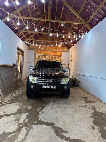Mitsubishi Pajero 2011, 180,000 km - 3.5 l - Naxçıvan