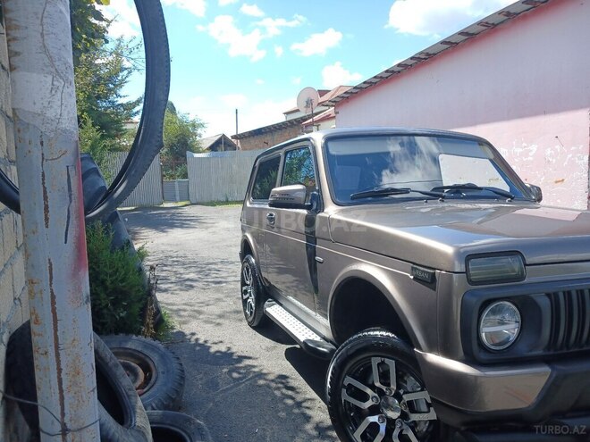 LADA (VAZ) Niva 2015, 156,000 km - 1.7 л - Zaqatala