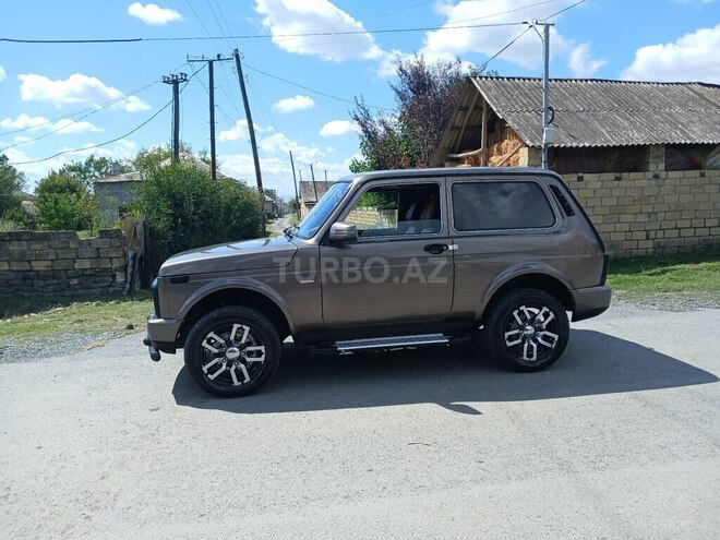 LADA (VAZ) Niva 2015, 156,000 km - 1.7 л - Zaqatala