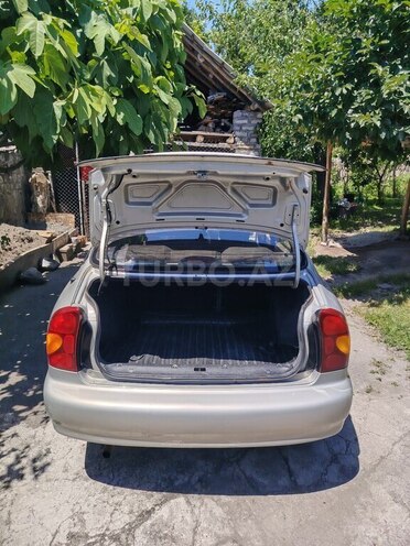 Daewoo Lanos 2010, 288,982 km - 1.5 l - Qax