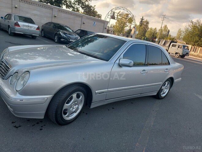 Mercedes E 240 2000, 293,647 km - 2.4 l - Göyçay