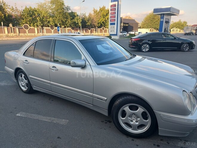 Mercedes E 240 2000, 293,647 km - 2.4 l - Göyçay
