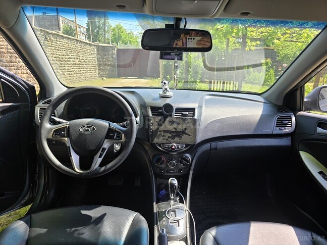 Hyundai Accent 2018, 115,000 km - 1.6 l - Astara