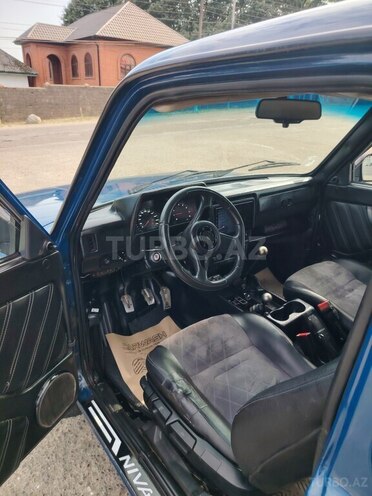 LADA (VAZ) Niva 2013, 150,000 km - 1.7 л - Astara