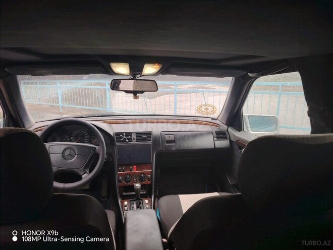 Mercedes C 180 1995, 591,456 km - 1.8 l - Quba