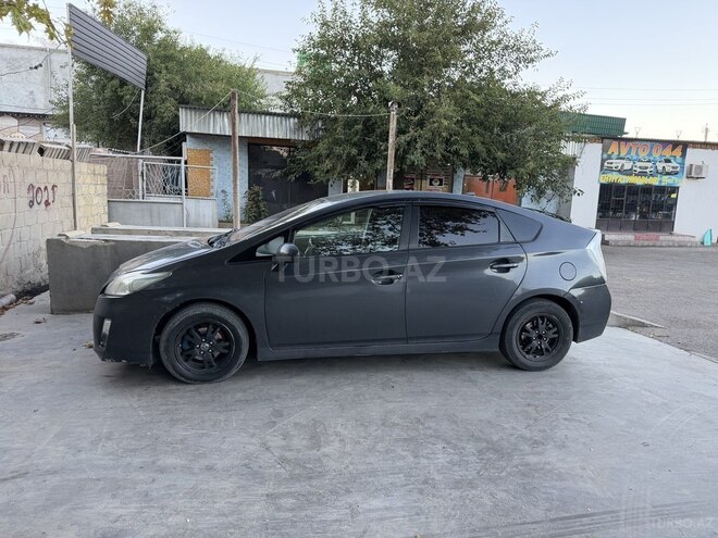 Toyota Prius 2010, 270,000 km - 1.8 л - Bərdə