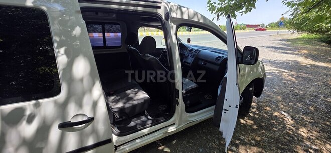 Volkswagen Caddy 2011, 560,000 km - 1.6 l - Ağdaş