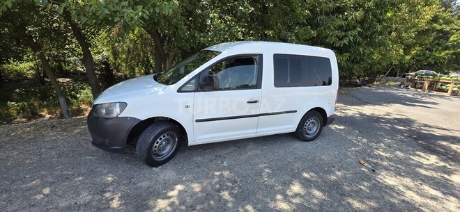 Volkswagen Caddy 2011, 560,000 km - 1.6 l - Ağdaş