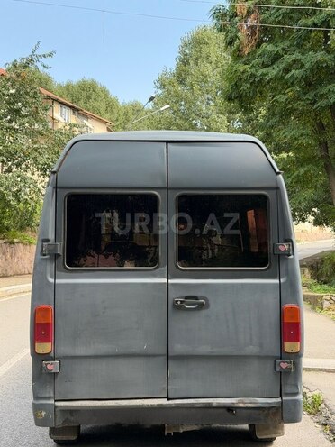 Mercedes 208 D 1993, 200,000 km - 2.3 л - Gəncə